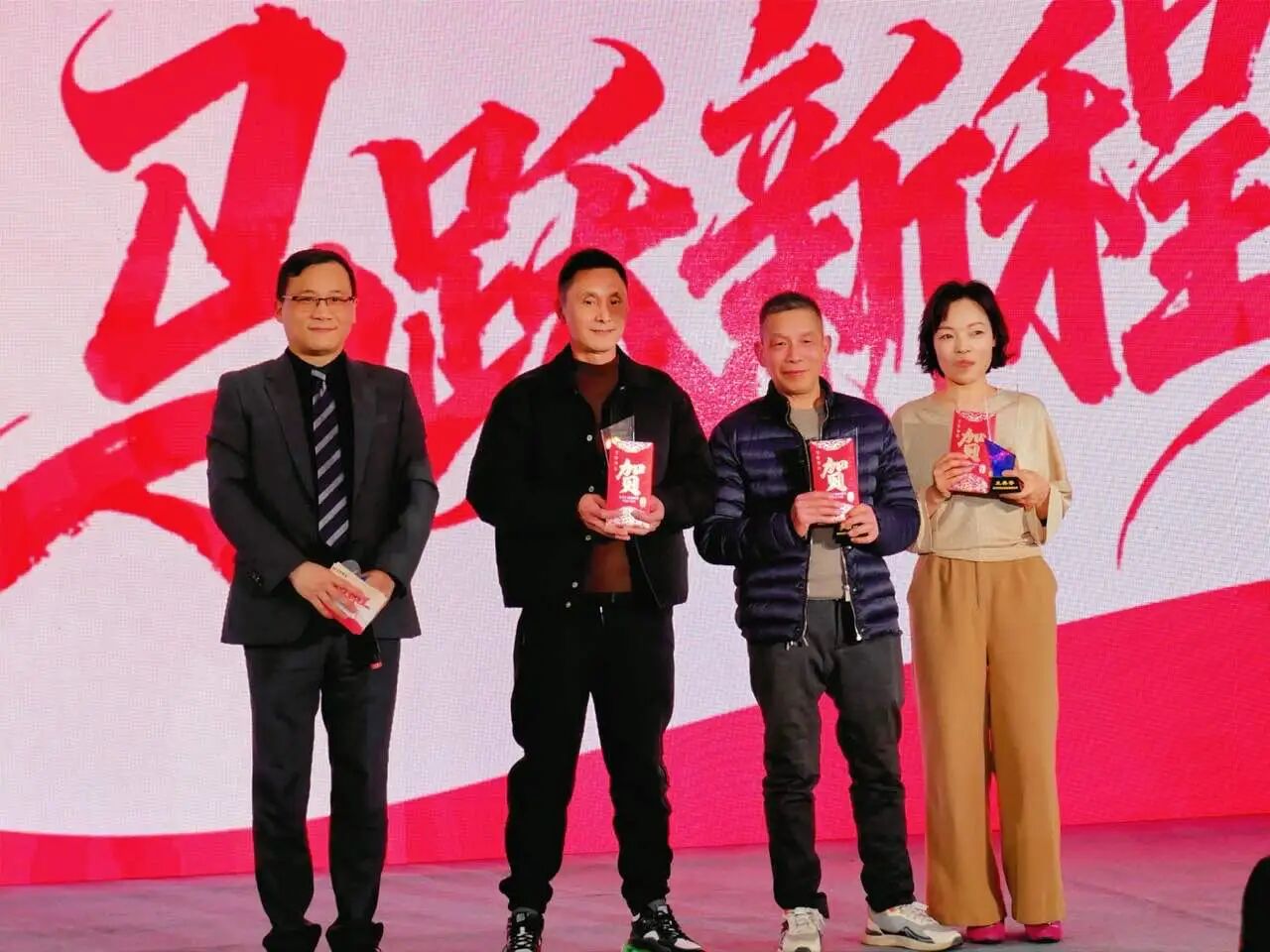 1771902943403626FBgk.jpg 10.jpg